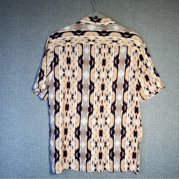 River Island Large Men’s Short Sleeve Abstract Print Button Front Casual Shirt - Picture 8 of 8